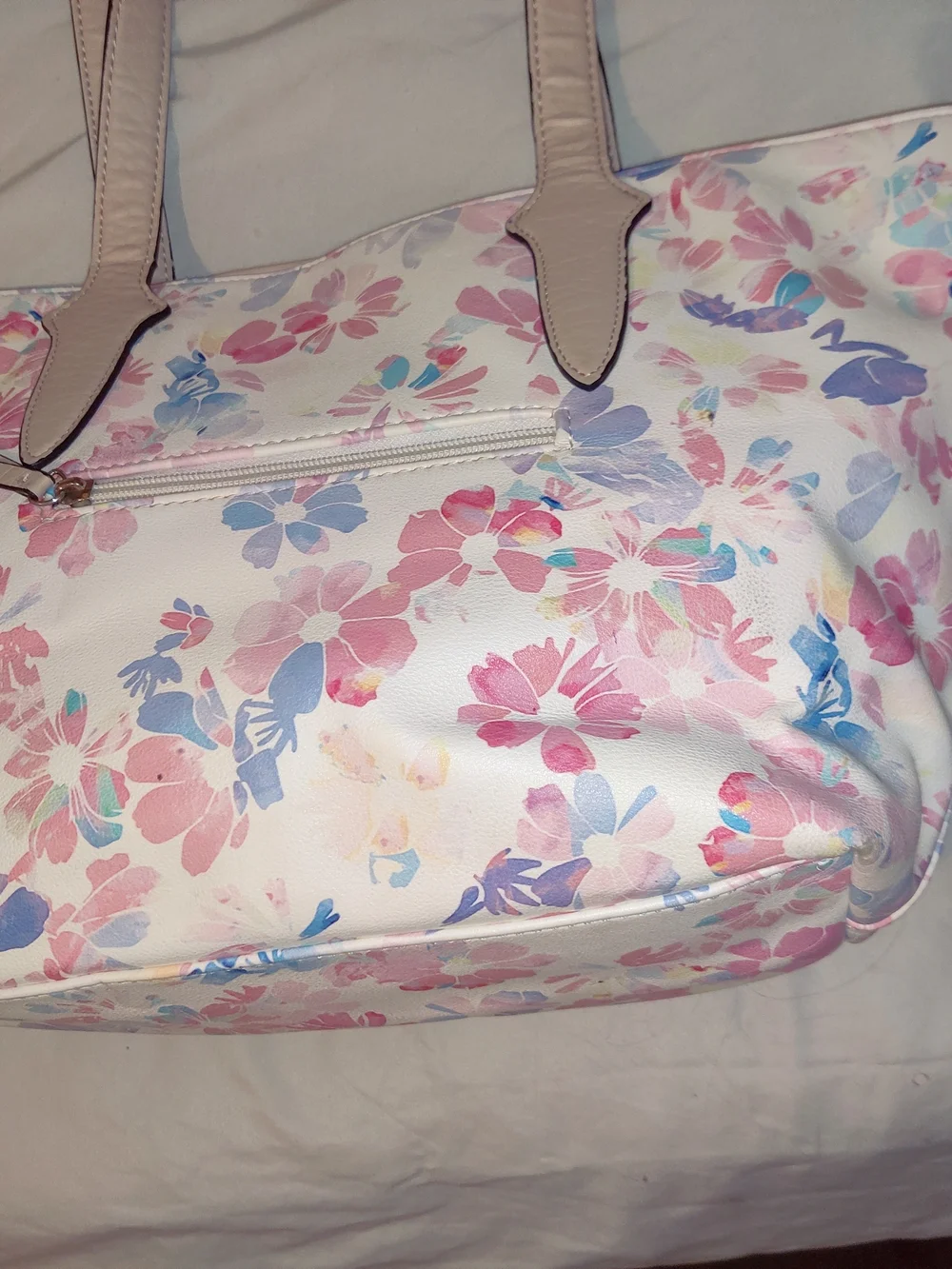 Nicole Miller Floral Leather Tote. (Plz See Pics Worn handles and bottom corners